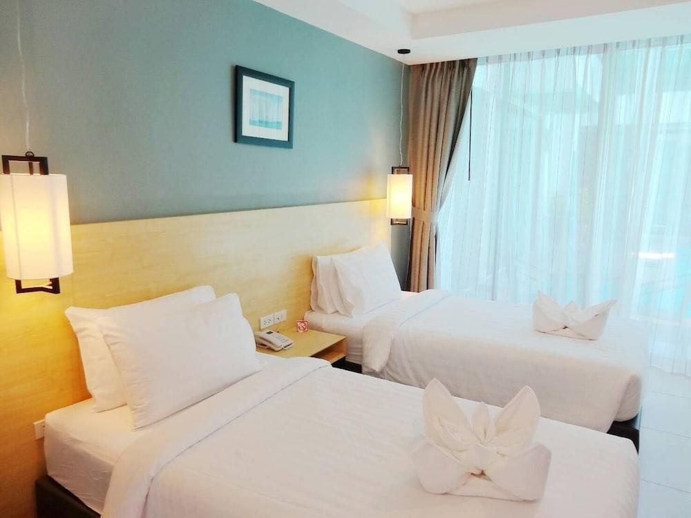 Good Day Phuket Hotel Extérieur photo