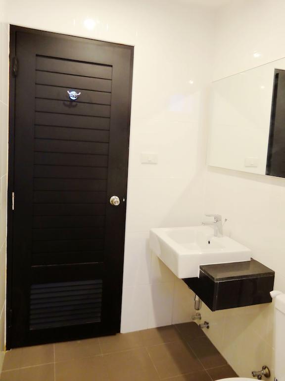 Good Day Phuket Hotel Extérieur photo