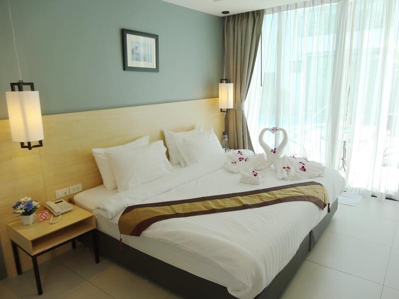 Good Day Phuket Hotel Extérieur photo