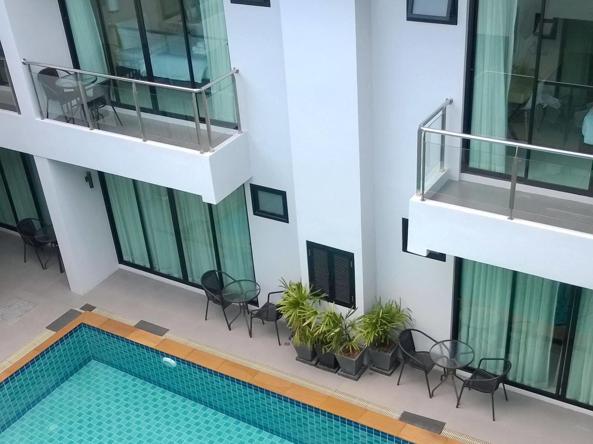 Good Day Phuket Hotel Extérieur photo