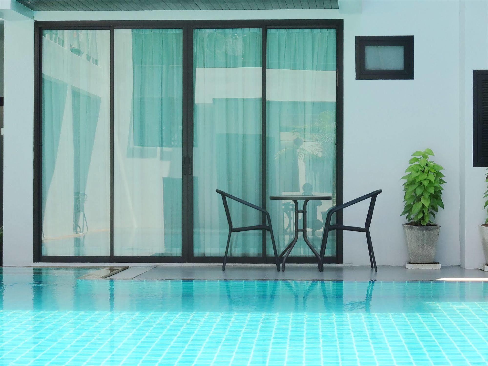 Good Day Phuket Hotel Extérieur photo