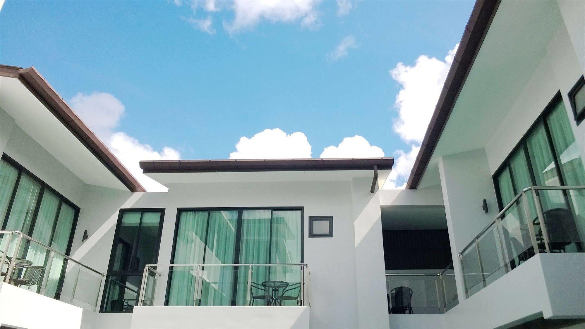 Good Day Phuket Hotel Extérieur photo